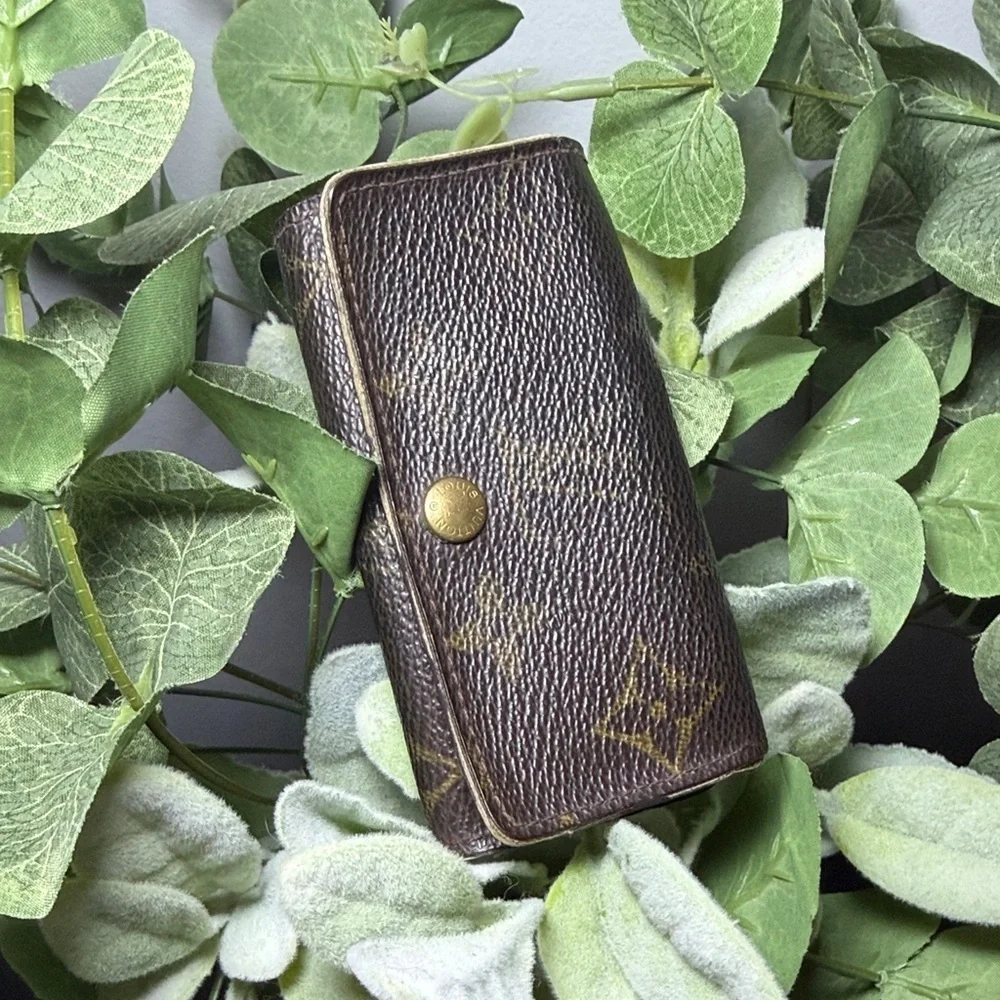 Luxury Louis Vuitton Monogram 4 Key Holder Brown Canvas Wallet Vintage